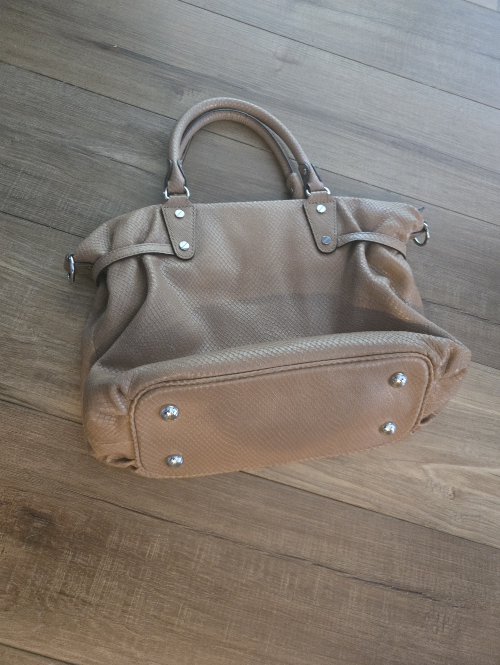 Michael Kors Pebbled Leather Satchel – Tan